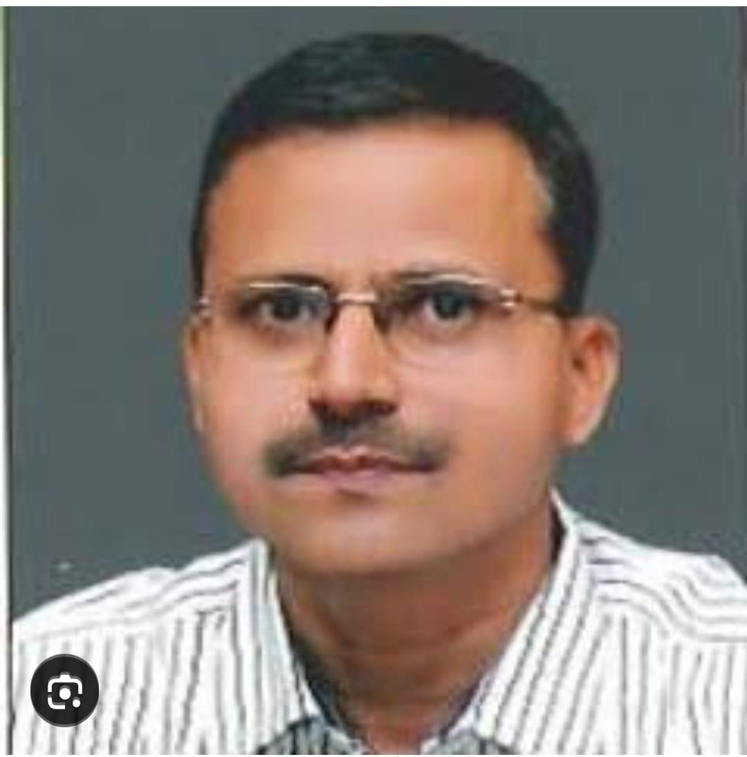 You are currently viewing एकनाथ डवले : शेतकऱ्याचा मुलगा झाला कलेक्टर