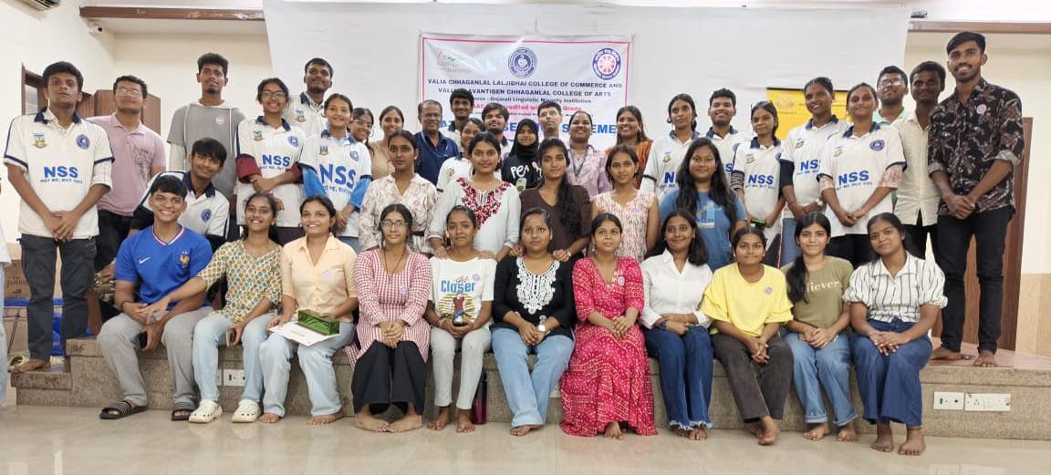 You are currently viewing पथनाट्याच्या माध्यमातून मानवी तस्करीविरोधात जनजागृती – वालिया महाविद्यालयात एकदिवसीय कार्यशाळा