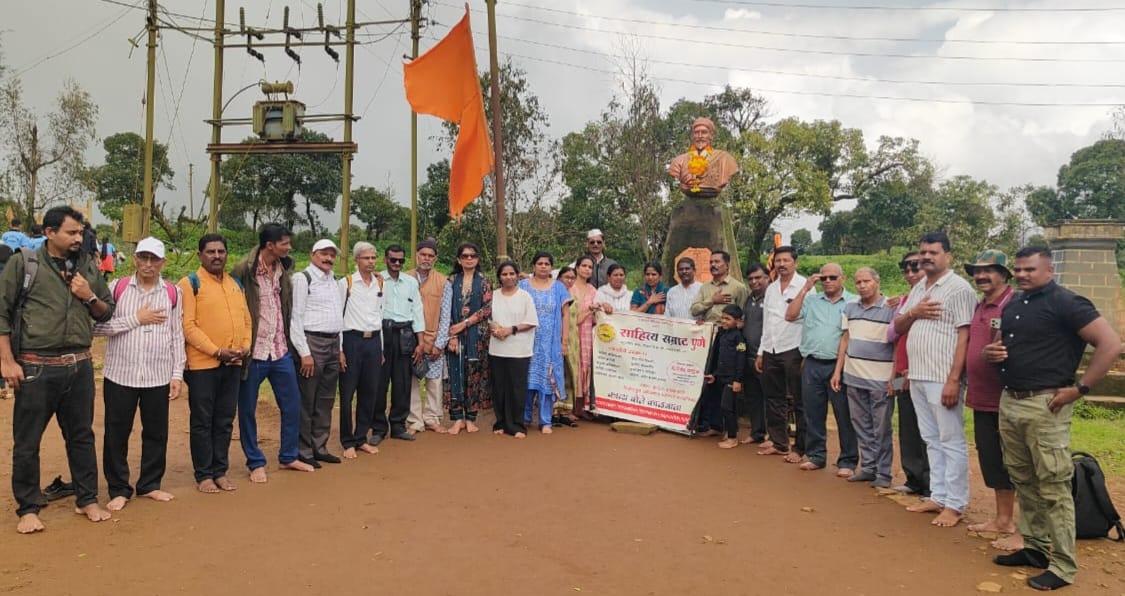 You are currently viewing साहित्यिक श्रावणसहल शिवऊर्जेने झाली तेजोमय