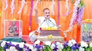 Read more about the article “भक्तांनी परमार्था मध्ये मनस्थिती सुधारावी म्हणून या !” – भागवताचार्य संतोष महाराज सावरटकर