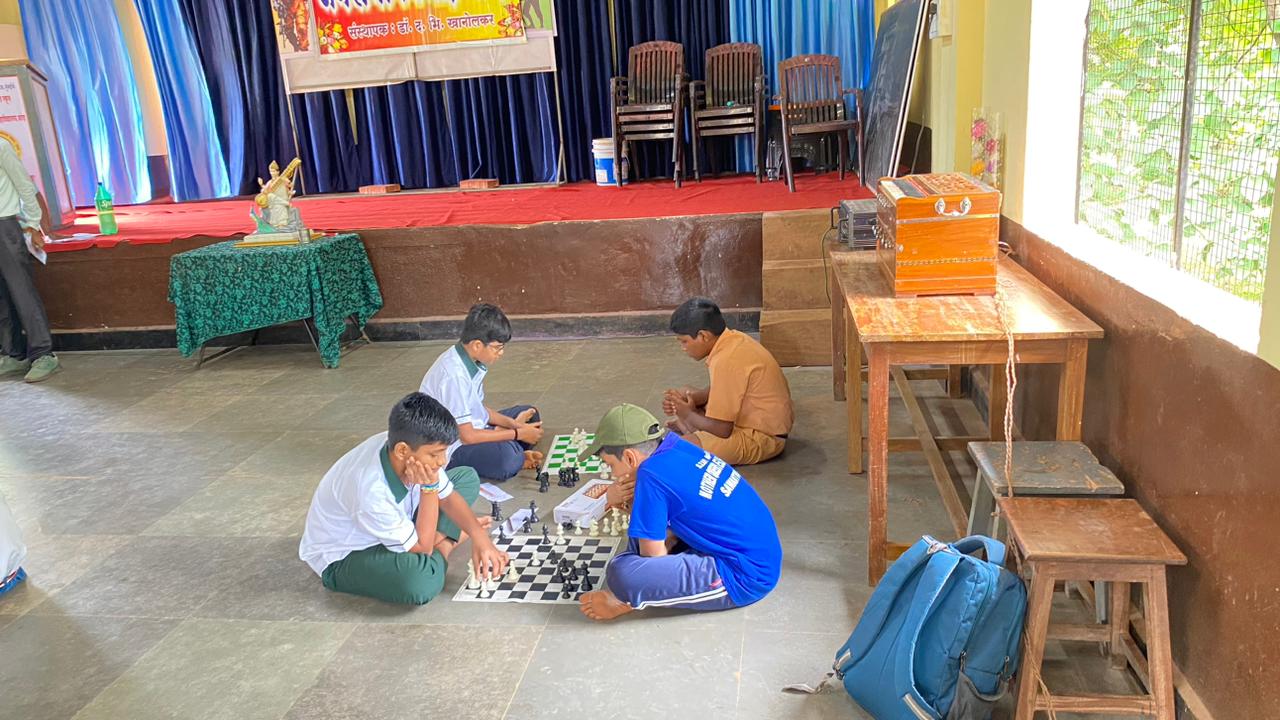 You are currently viewing स्टेपिंग स्टोन स्कूलचा कु. सोहम देशमुख बुद्धिबळ स्पर्धेत जिल्ह्यात अव्वल :
