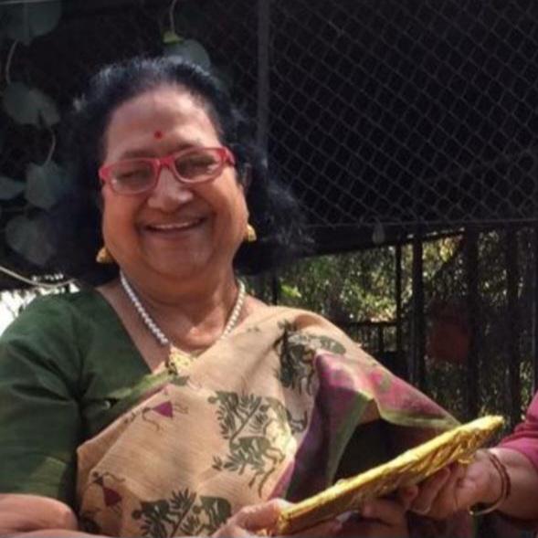 You are currently viewing श्रावणात मन मोरपिसारा…