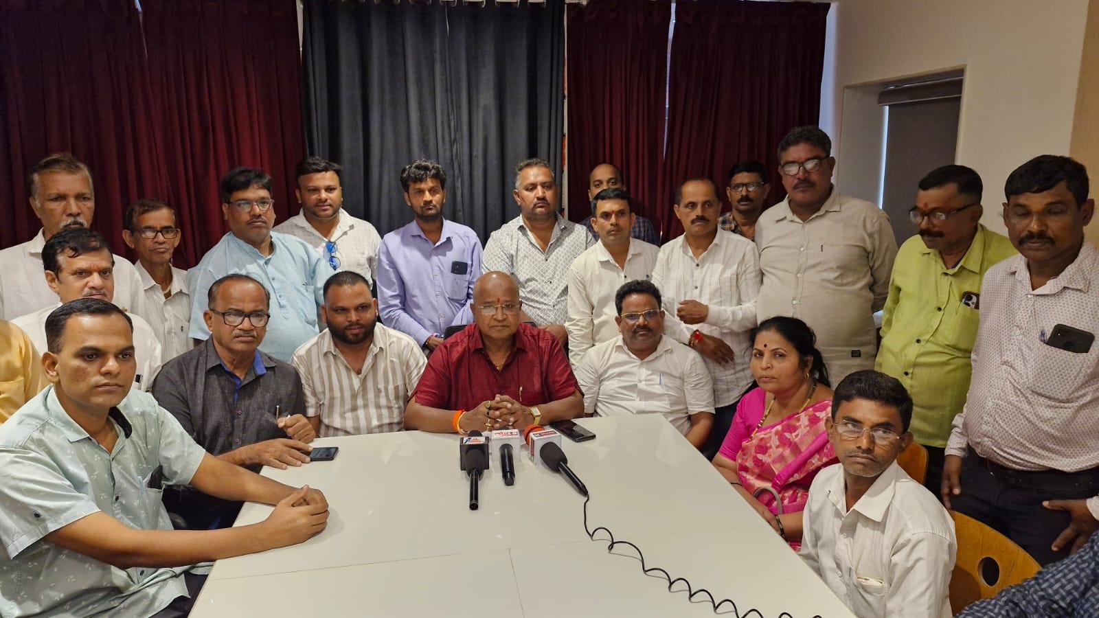 You are currently viewing शिवसेना जिल्हाप्रमुख संजू परब यांच्या वाढदिवसानिमित्त विविध कार्यक्रमांचे आयोजन