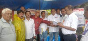 Read more about the article लेखी आश्वासनानंतर वीज ग्राहक संघटनेचं लाक्षणिक उपोषण स्थगित