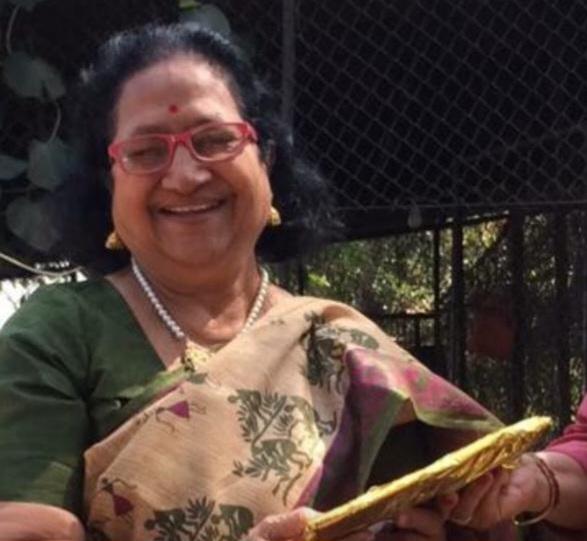 You are currently viewing घुंगराची गाडी आली…