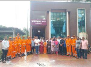 Read more about the article फोंडाघाट ग्रामपंचायतीला NDRF टीमची भेट; आपत्ती काळात तत्परतेचं दिलं आश्वासन