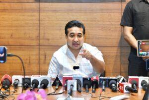 Read more about the article अवैध धंद्यांवर आठवड्याला धाडसत्र – पालकमंत्री नितेश राणे यांचा इशारा