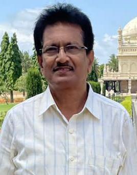 You are currently viewing जुगार अड्ड्यावर स्वतः पालकमंत्री नितेश राणे यांना धाड घालावी लागणे हे मुख्यमंत्री फडणवीस व पालकमंत्री नितेश राणे यांचेच अपयश