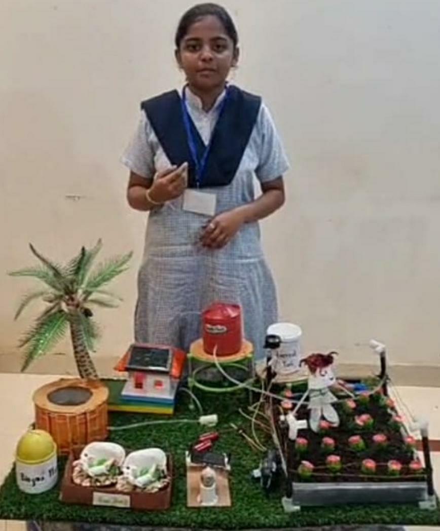 You are currently viewing बांदयातील युग्धा बांदेकरची राष्ट्रीय विज्ञान प्रदर्शनासाठी निवड