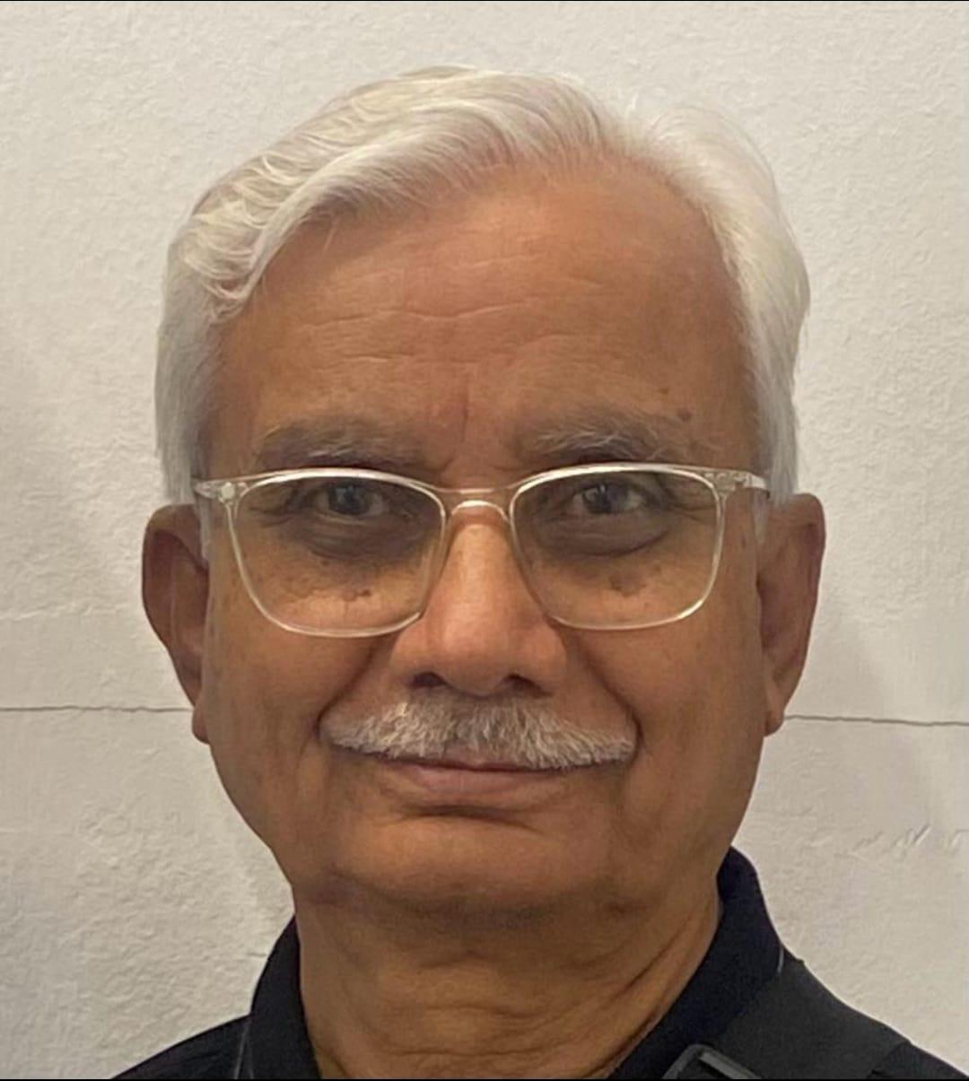 You are currently viewing लेखक व संकलक अपर जिल्हाधिकारी श्री राजेश खवले