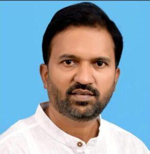 Read more about the article पालकमंत्री नितेश राणे यांनी कणकवली अवैध मटका धाड प्रकरणी पोलीस निरीक्षक जाधव यांना निलंबित करून सिंधुदुर्ग जिल्ह्यातील अवैद्य धंद्यांचा प्रश्न खरोखरच कायमस्वरूपी निकालात निघेला का