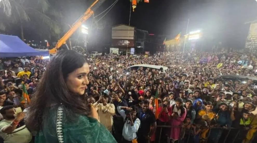 You are currently viewing ”मराठीत सांगलेला कळत नाय, मालवणीत सांगू ?”