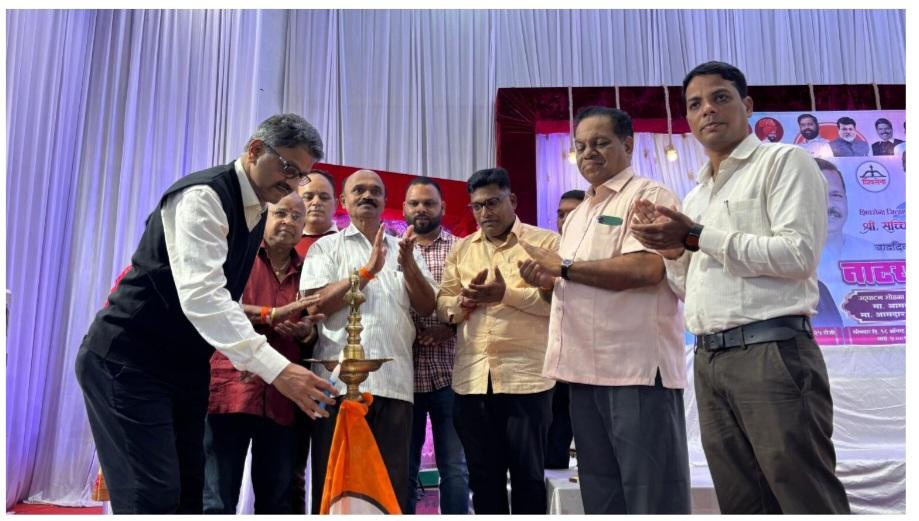 You are currently viewing संजू परब यांच्या वाढदिवसानिमित्त सावंतवाडीत तीन दिवसीय नाट्यमहोत्सवाला उत्स्फूर्त प्रतिसाद