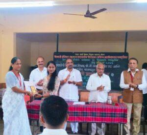 Read more about the article संस्कृत संयुक्त मंदाकिनी परीक्षेमध्ये सिद्धी मांजरेकर हिचा प्रथम क्रमांक