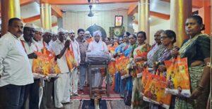 Read more about the article वेंगुर्लेत भाजपाच्यावतीने वारकरी संप्रदायातील मंडळींना भजन साहित्याचे वाटप