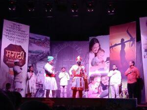 Read more about the article गांधीपेठ तालीम मित्रमंडळाच्या जिवंत देखाव्याला प्रेक्षकांचा उत्स्फूर्त प्रतिसाद