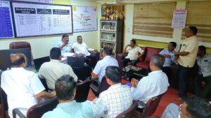 Read more about the article भूमि अभिलेख कार्यालयाने नागरिकांची कामे वेळेत पूर्ण करावीत आणि सर्व रिक्त पदे भरली जावीत अन्यथा आंदोलन छेडणार