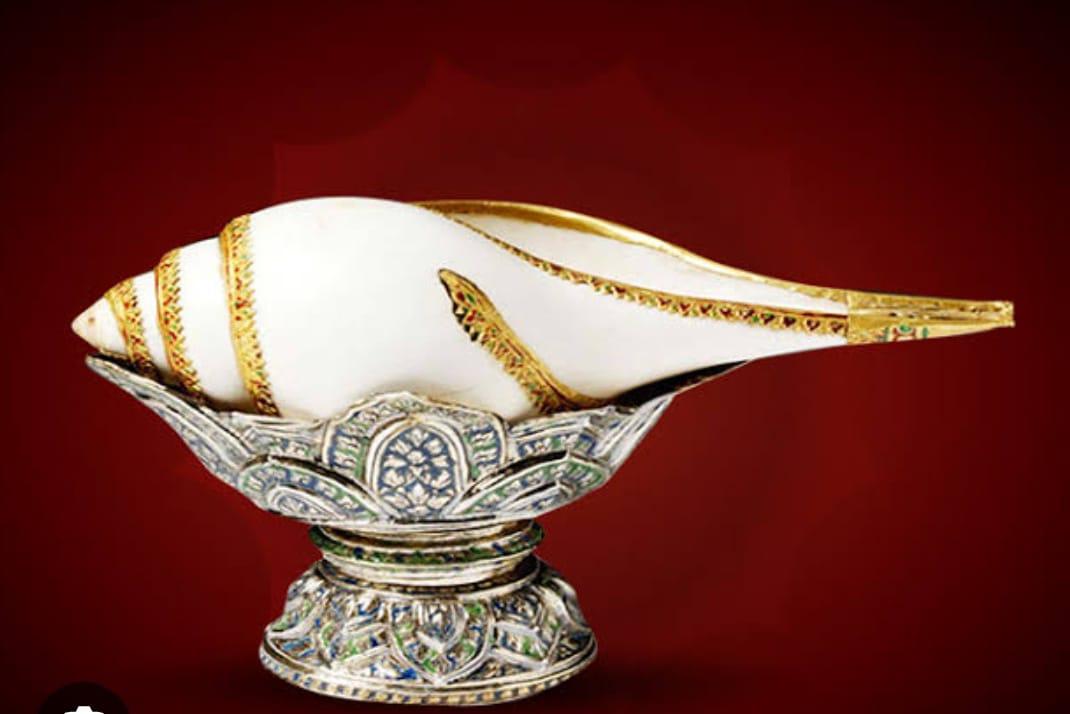 You are currently viewing शंख