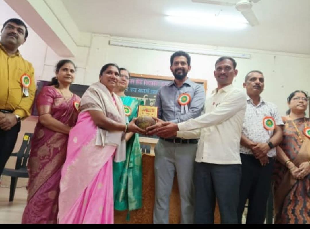 You are currently viewing सौ.मिनाक्षी रायकर नवदुर्गा गौरव पुरस्काराने सन्मानित 