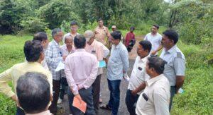 Read more about the article कोकण रेल्वेचे शेतकऱ्यांच्या जमिनीवर अतिक्रमण