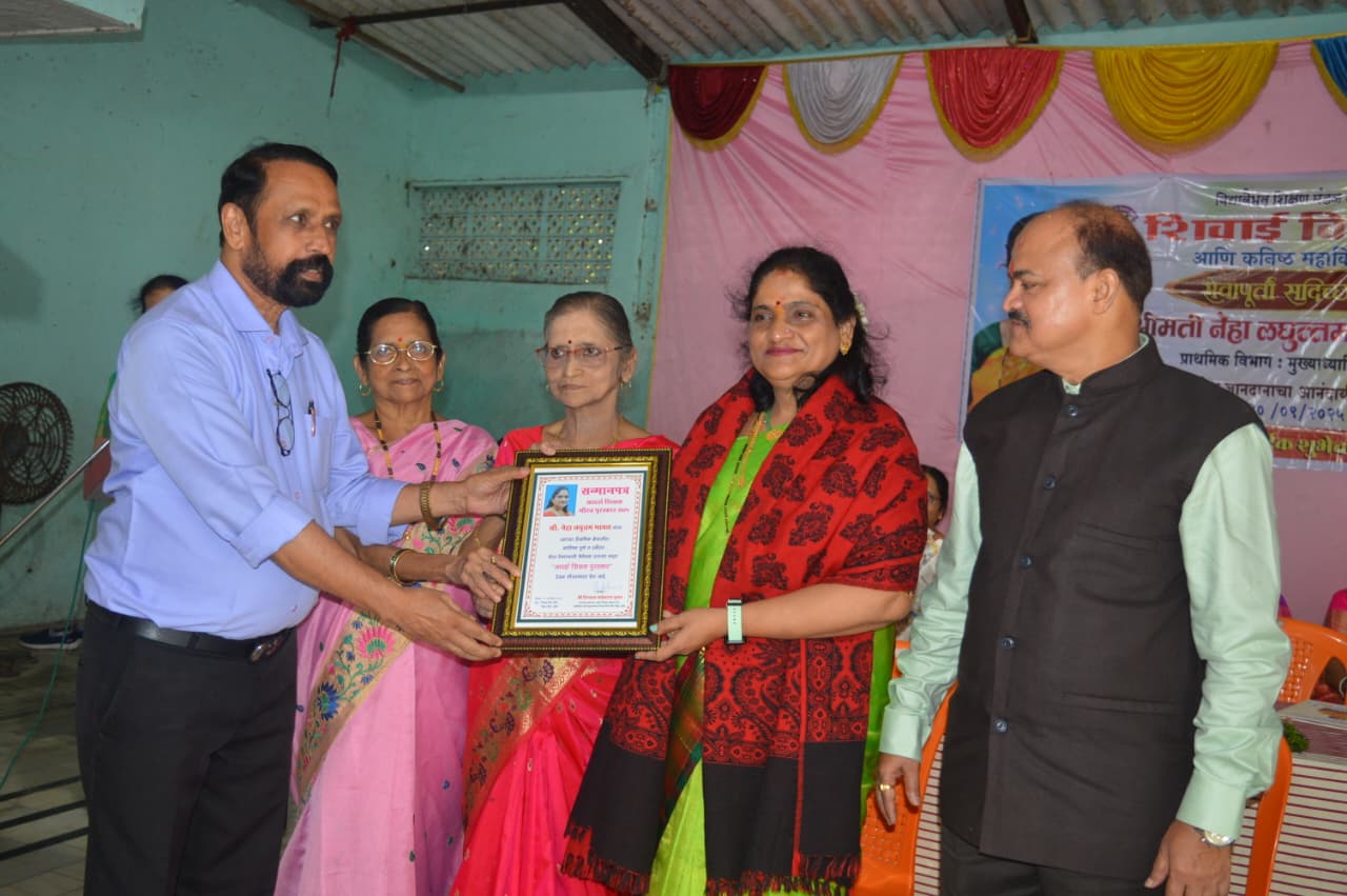 You are currently viewing जीवनात खाली हाताने आलो, तर खाली हातानेच जाणार –  सौ.नेहा भाबल