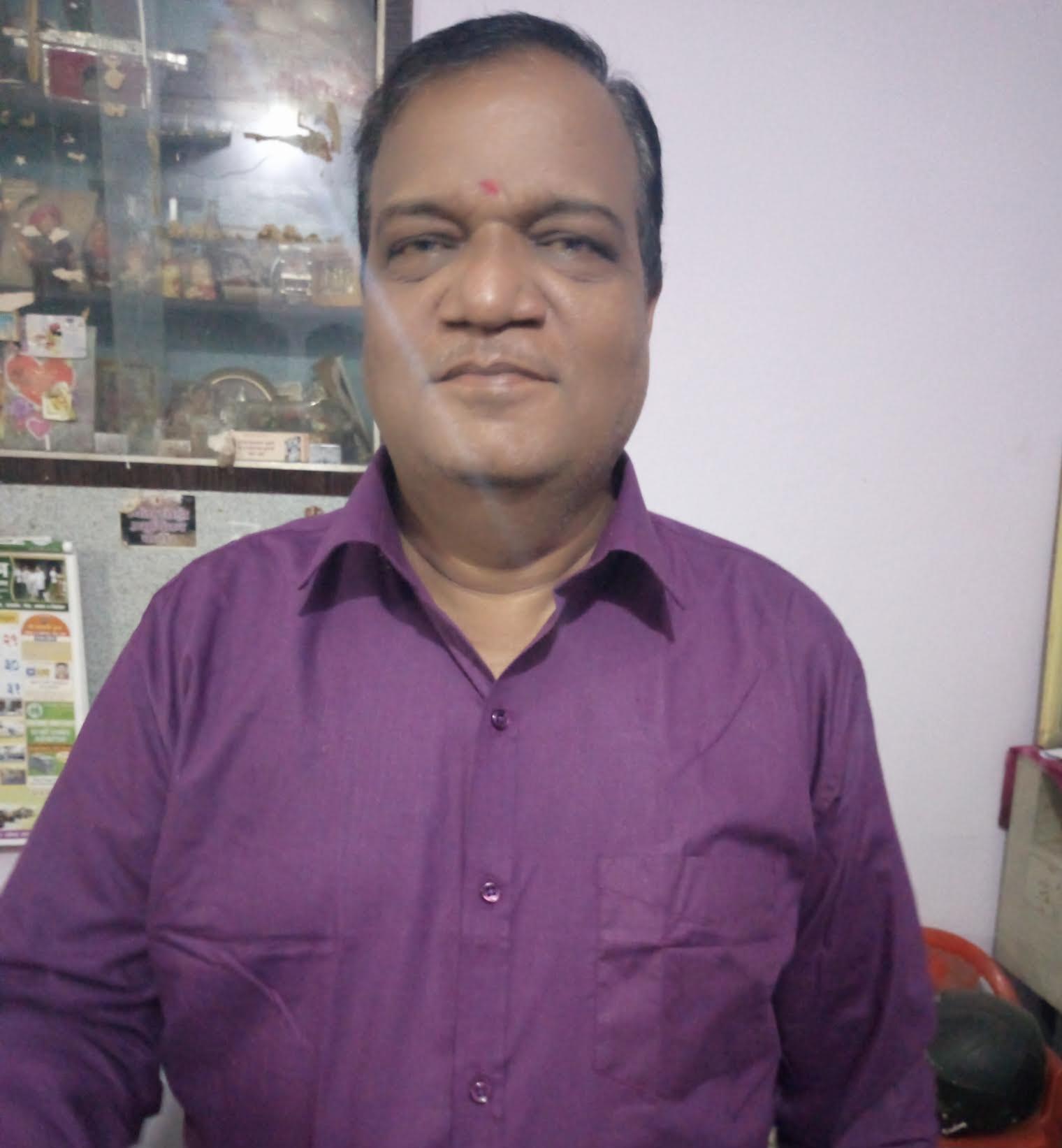 You are currently viewing “स्मित हास्य दिन …”