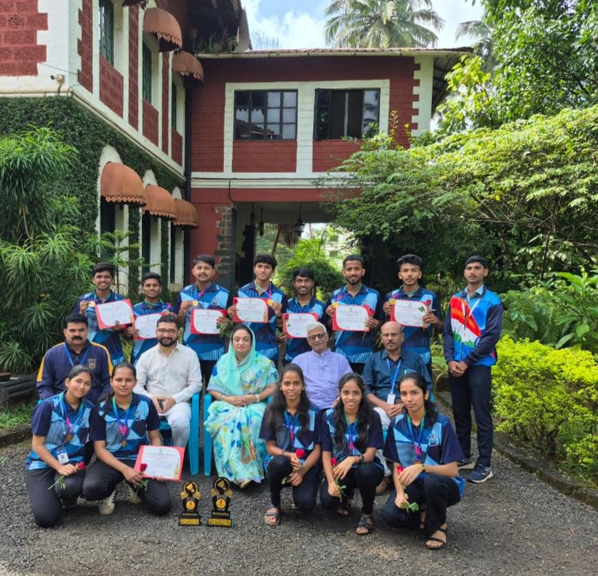 You are currently viewing मुंबई विद्यापीठ आंतर महाविद्यालयीन कोकण विभाग बॅडमिंटन स्पर्धा 2025-26 मध्ये श्री पंचम खेमराज महाविद्यालय सावंतवाडी (स्वायत्त) ने रौप्य व कांस्यपदक पटकावले.