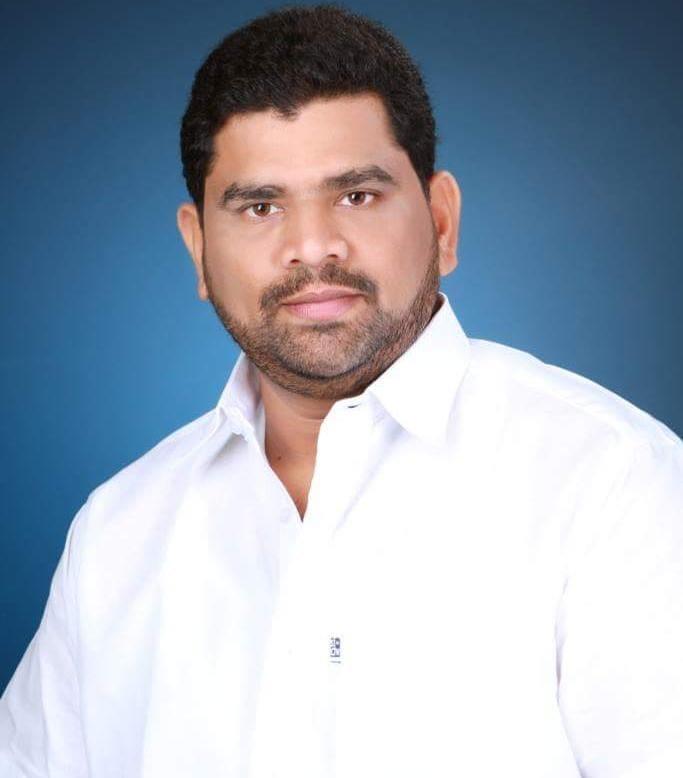 You are currently viewing भाजप विचारांच्या सरपंचांना पालकमंत्री नितेश राणेंनी अडीच वर्षात किती निधी दिला याचा लेखाजोखा आधी मांडावा- वैभव नाईक