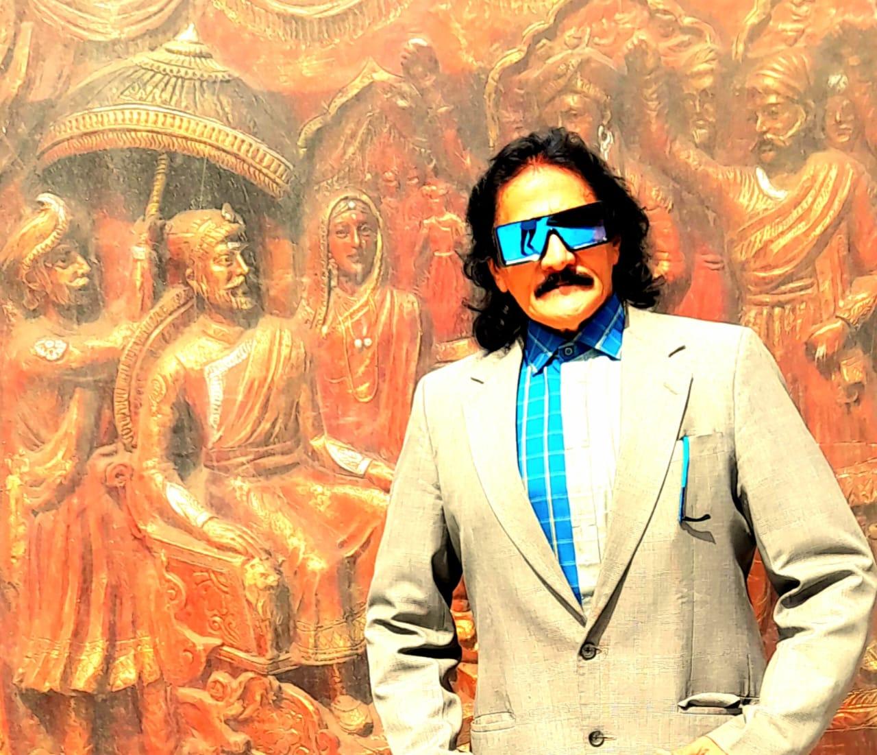 You are currently viewing शाळेच्या बाकावर…ती..!!