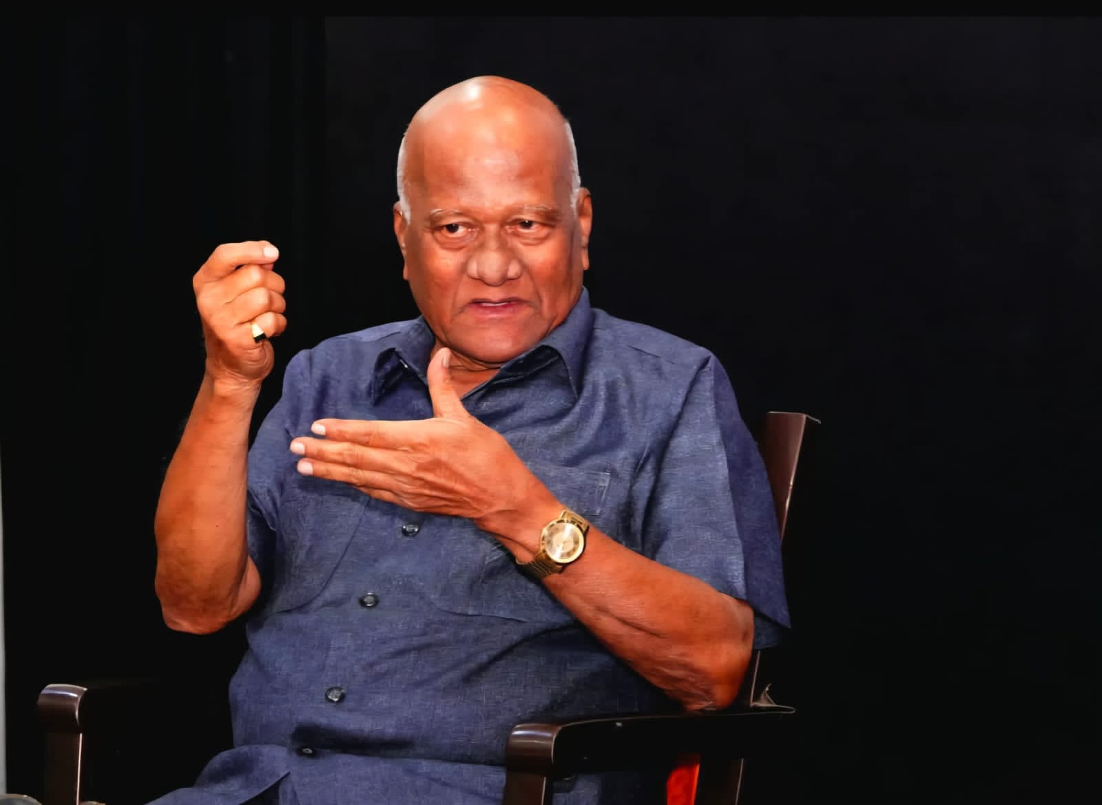 You are currently viewing “वस्त्रहरणकार” ज्येष्ठ लेखक गंगाराम गवाणकर काळाच्या पडद्याआड