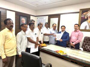 Read more about the article देवस्थान जमिनींवरील कुळांचे नाव कमी करण्याच्या आदेशाला स्थगिती द्या