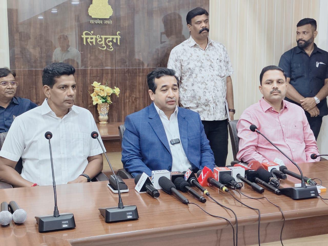 You are currently viewing सिंधुदुर्गच्या ‘AI मॉडेल’चा अभ्यास करण्यासाठी नीती आयोगाची टीम दाखल