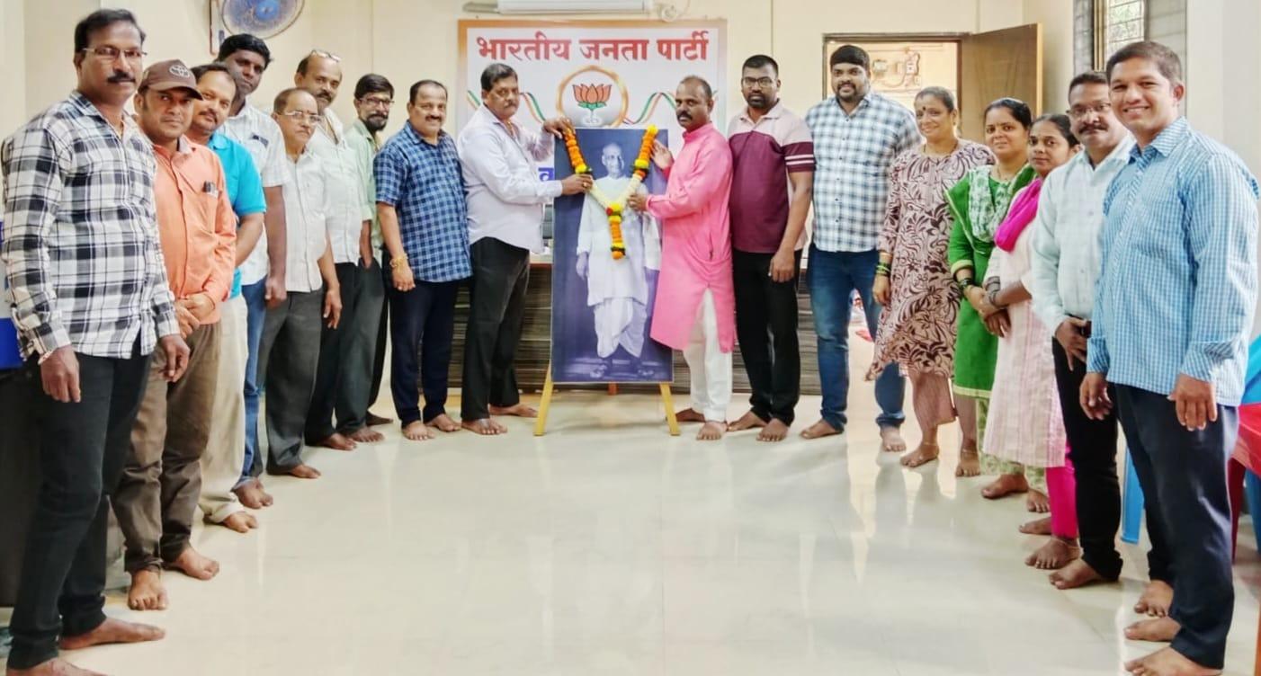 You are currently viewing राष्ट्रीय ऐक्याचे महामेरू, स्वतंत्र भारताचे पहिले उपपंतप्रधान व गृहमंत्री, ‘लोहपुरुष’ सरदार वल्लभभाई पटेल यांच्या 150 वी जयंती निमित्त भाजपा वेंगुर्ले च्या वतीने अभिवादन. !!!