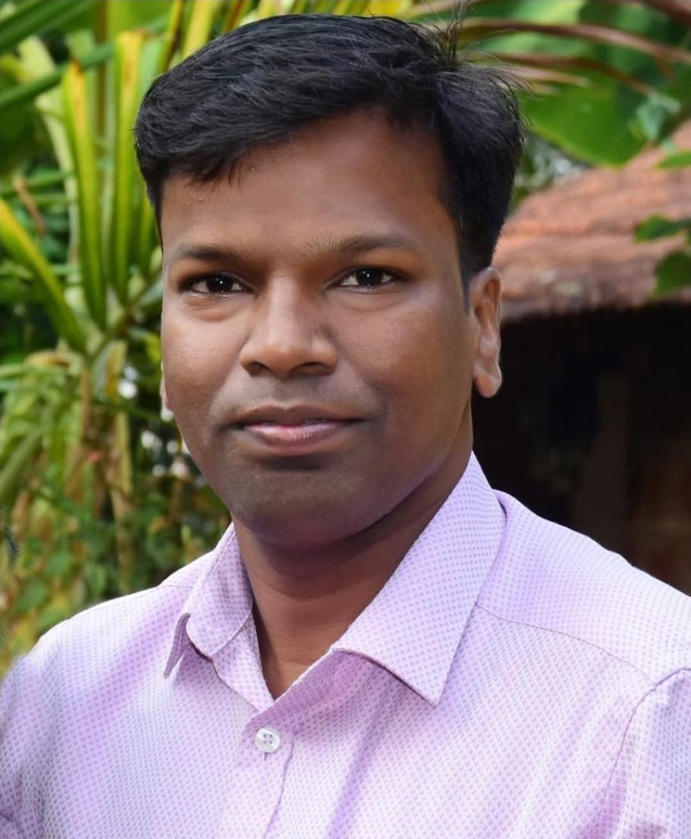 You are currently viewing जंगलात तरुण फोटोग्राफरची आत्महत्या