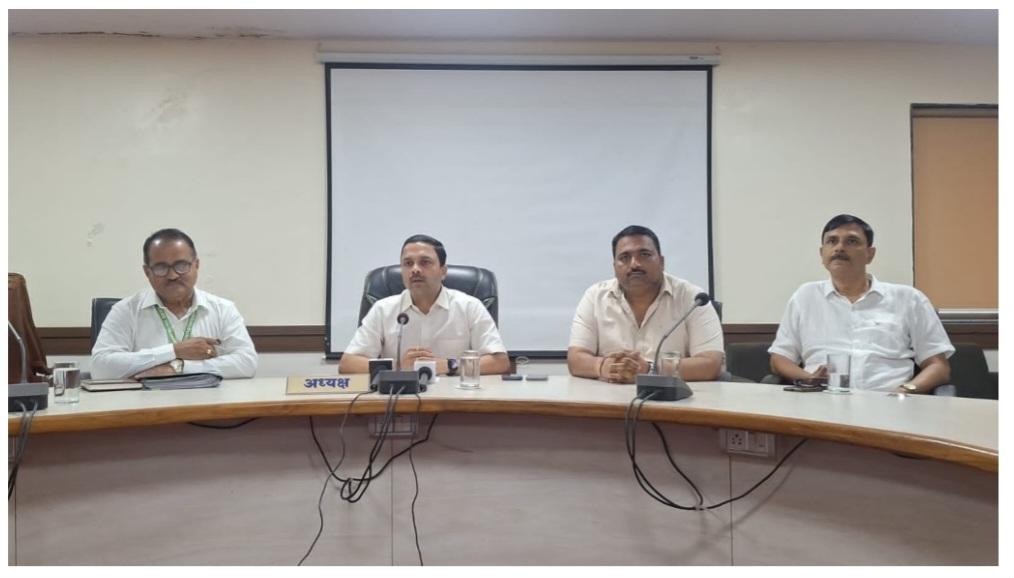 You are currently viewing सिंधुदुर्ग जिल्हा बँकेच्या लिपिक भरतीसाठी ५०७७ अर्जदार – उमेदवारांसाठी विनामूल्य प्रशिक्षण शिबिराचे आयोजन