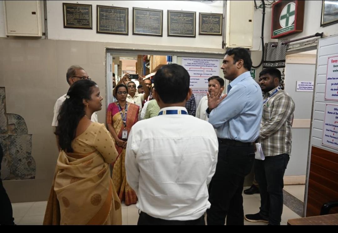 You are currently viewing क्रिटीकल केअर ब्लॉक रुग्णालयाचे काम दर्जेदार व  मुदतीत पूर्ण करा