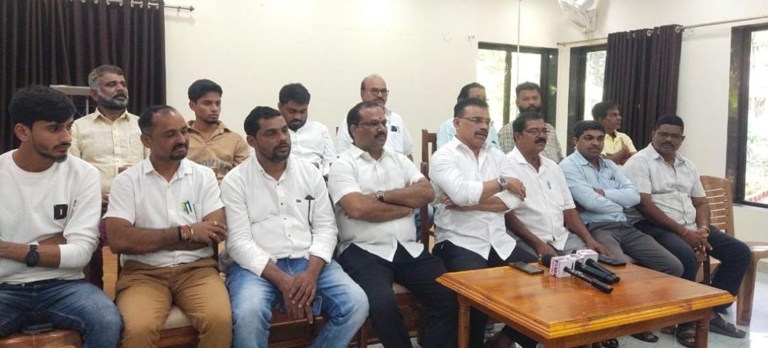 You are currently viewing आगामी स्थानिक निवडणुकांसाठी राष्ट्रवादी काँग्रेस शरद पवार गट सज्ज! – अमित सामंत