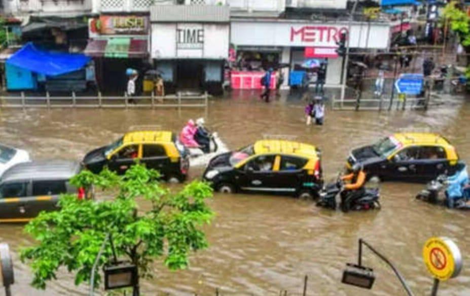 You are currently viewing पावसा पावसा