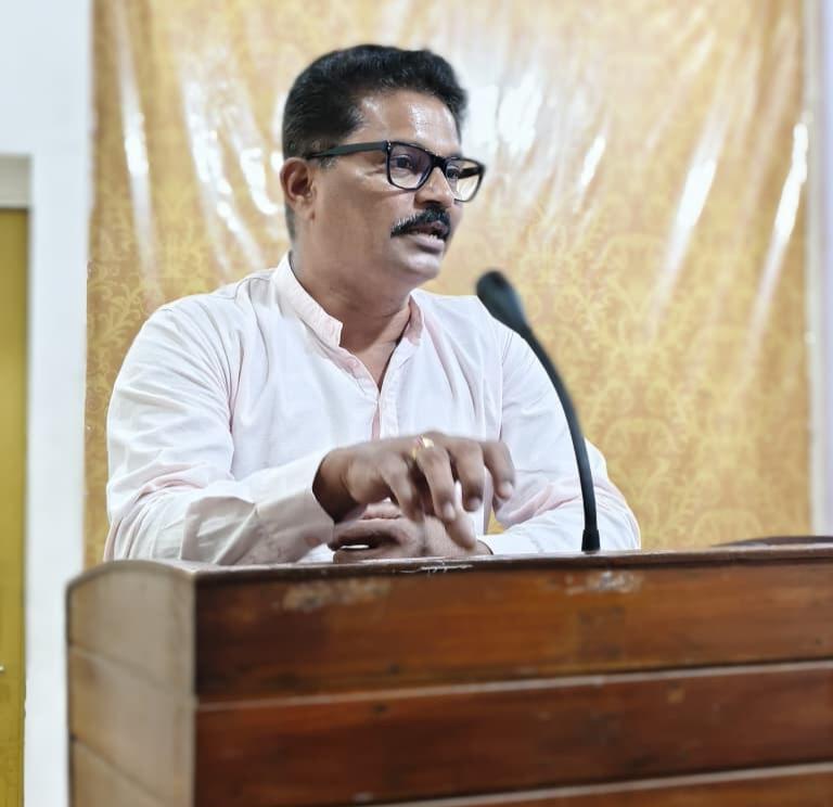 You are currently viewing जन्म कवितेचा