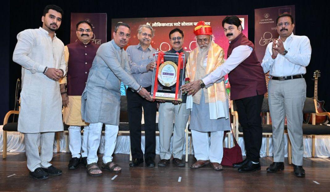 You are currently viewing पद्मश्री गिरीश प्रभुणे हे समाजऋषी! – अनिल कवडे