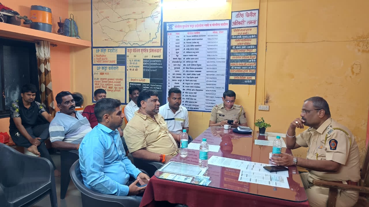 You are currently viewing कट्टा येथील हत्या व चोरी प्रकरणातील आरोपी न सापडल्याने मा. आ. वैभव नाईक यांनी पोलिसांवर व्यक्त केली नाराजी