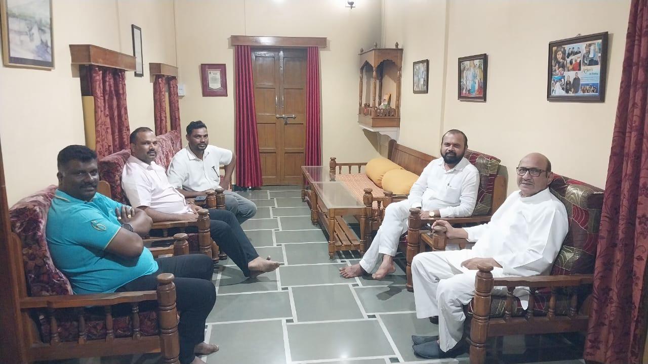 You are currently viewing सावंतवाडी नगरपालिका निवडणुकीत राष्ट्रवादी काँग्रेसकडून सीमा मठकर यांना पाठिंबा — प्रवीण भोसले