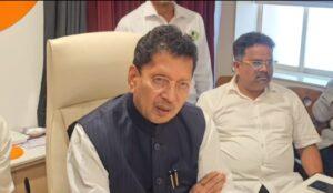 Read more about the article आमच्या नगराध्यक्षांना पाठिंबा द्या; तुमचे दहा उमेदवार मागे घ्या, आमचे दहा उमेदवार मागे घेतो