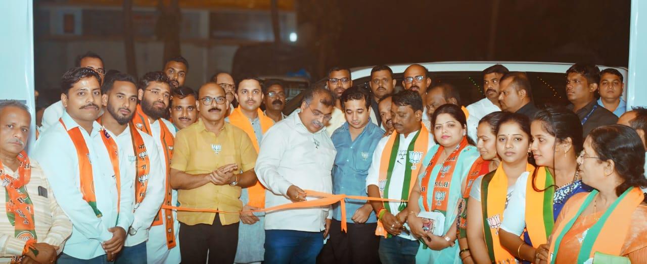 You are currently viewing भाजप चे सर्व उमेदवार निवडून येण्यासाठी एकदिलाने काम करा : प्रदेशाध्यक्ष रवींद्र चव्हाण