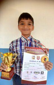 Read more about the article मदर क्वीन्स इंग्लिश स्कूलचा झियाद शेख रनिंग क्रीडा प्रकारात प्रथम