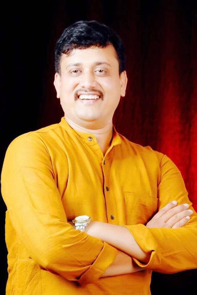 You are currently viewing सरकारने पत्रकारिता हा विषय गांभीर्याने घ्यावा, अन्यथा रस्त्यावर उतरू ! – संदीप काळे यांचा इशारा