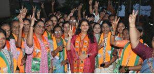 Read more about the article सावंतवाडीत श्रद्धाराजे भोसले यांच्या प्रचाराला महिलांचा उत्स्फूर्त प्रतिसाद