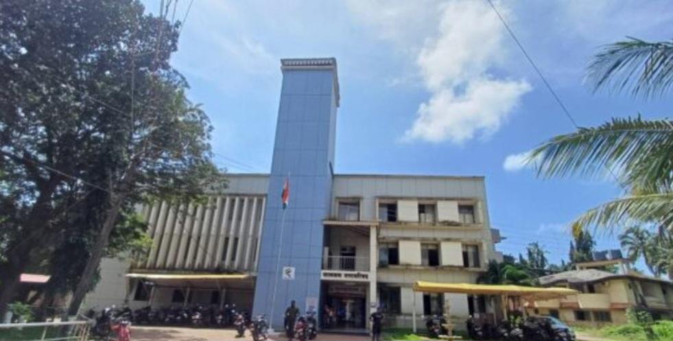 You are currently viewing मालवण निवडणुकीत सहा अपक्षांची माघार; नगराध्यक्षपदाची तिरंगी लढत रंगणार