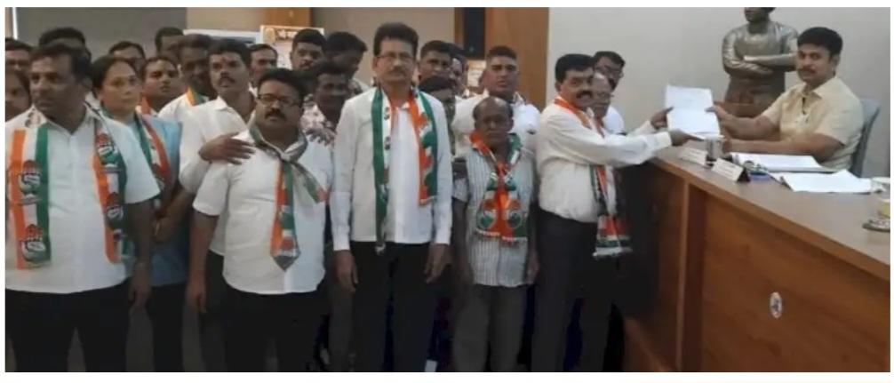 You are currently viewing विलास गावडे यांचा वेंगुर्ले नगराध्यक्षपदासाठी उमेदवारी अर्ज दाखल