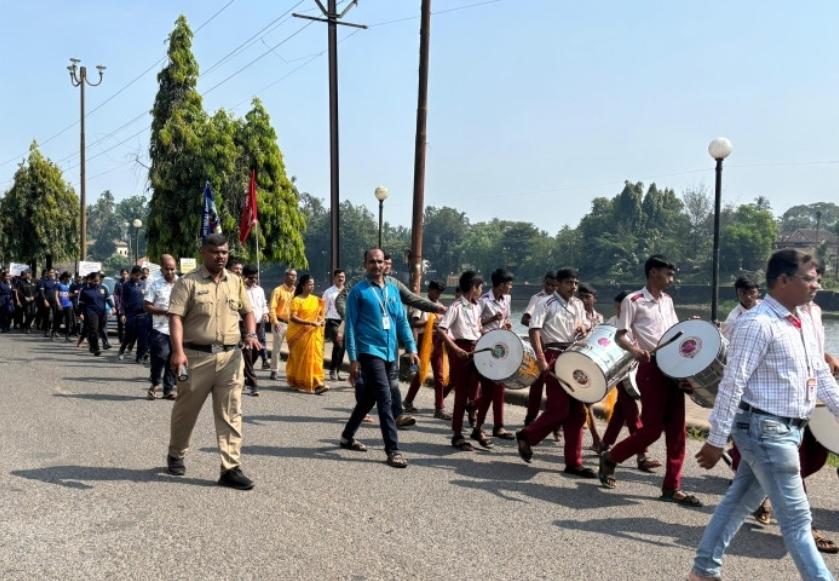 You are currently viewing सावंतवाडी नगरपरिषद निवडणुकीसाठी मतदान जनजागृती पदयात्रा